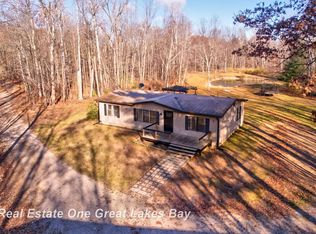 7454 N Jefferson Rd, Rhodes, MI 48652