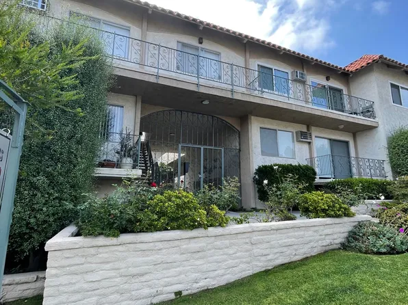 Luxury Living At An Affordable Price, 10970 Palms Blvd #2, Los Angeles, CA 90034