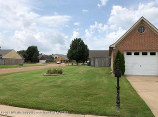 5921 Alexandria Ln, Southaven, MS 38671