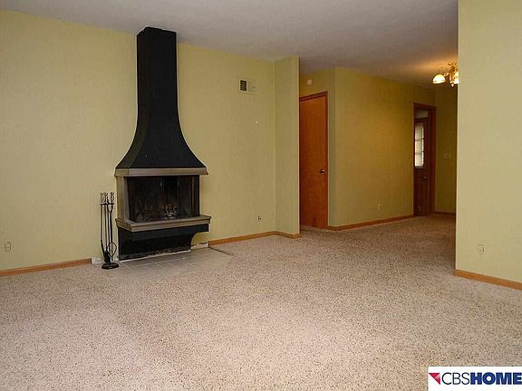 4th image of 6219 Blondo St