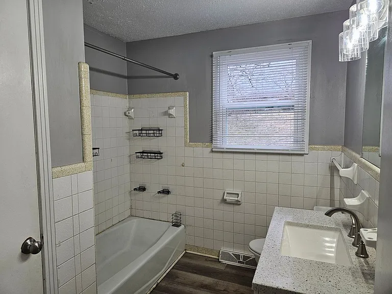 529 Morrison Dr — Photo 11