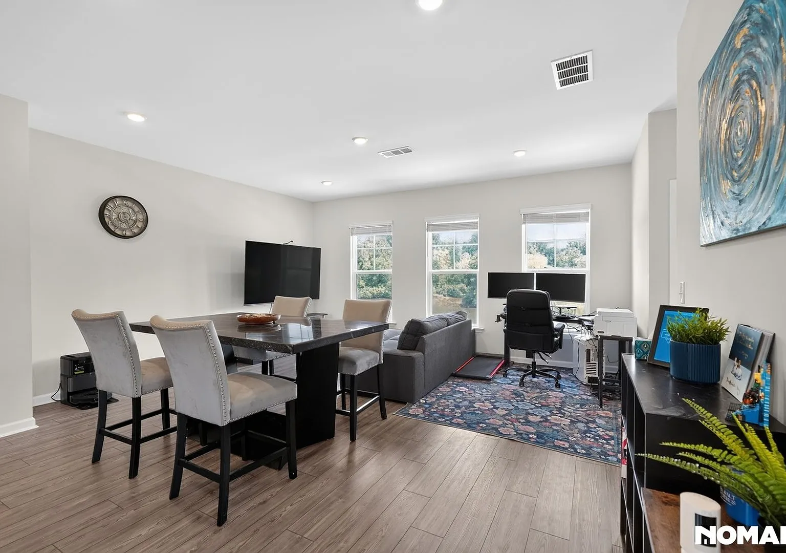 Luxurious 3BR Townhome in Lawrenceville — Photo 3