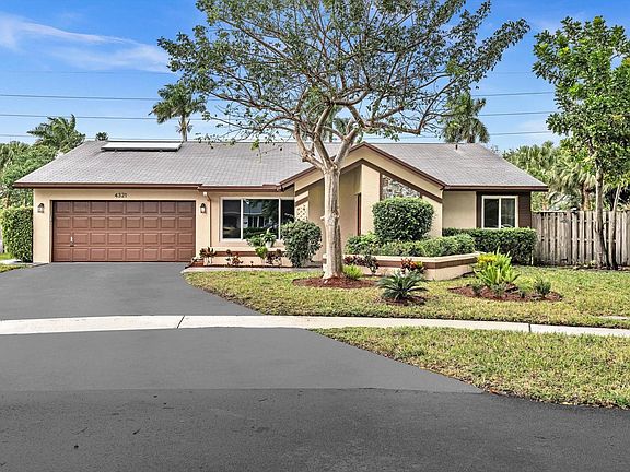 2nd image of 4321 NW 97th Avenue