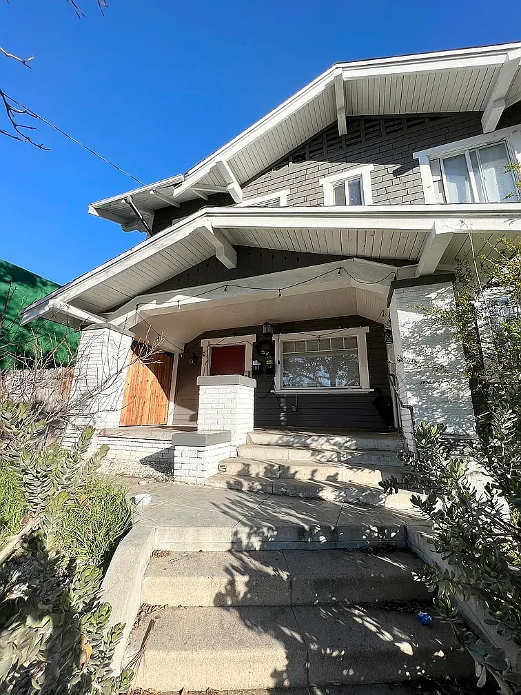 3 bed, $3,249 — Photo 1