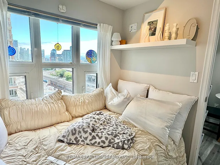85 E Liberty St #1006 — Photo 18