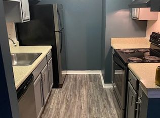 Sandalwood Apartments, Pensacola, FL 32506