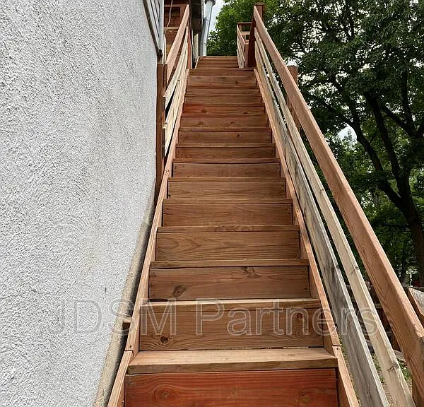 1260 Vine St #4 — Photo 24