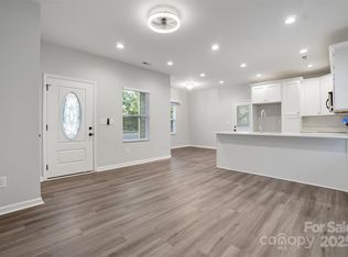 5145 Grafton Dr, Charlotte, NC 28215