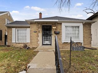 7018 West Hampton AVENUE, Milwaukee, WI 53218