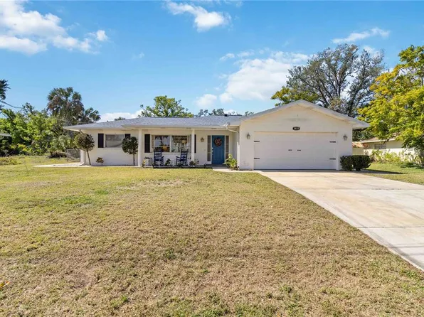 1417 Terrace Dr, Venice, FL 34285