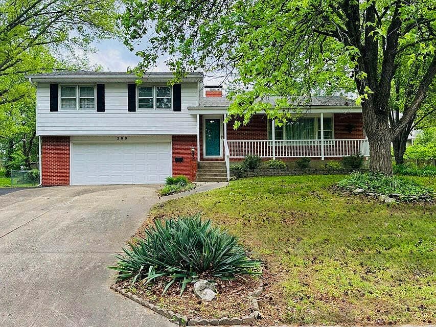 1st image of 200 Rockingham Dr