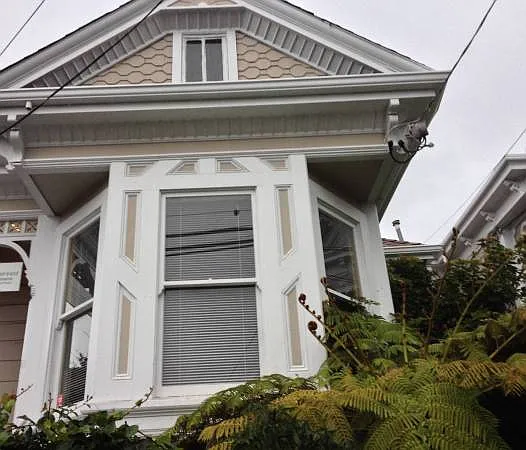 3 bed, 987 sqft, $3,150 — Photo 1