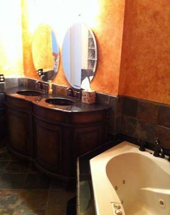 remodeled master with dual sinks