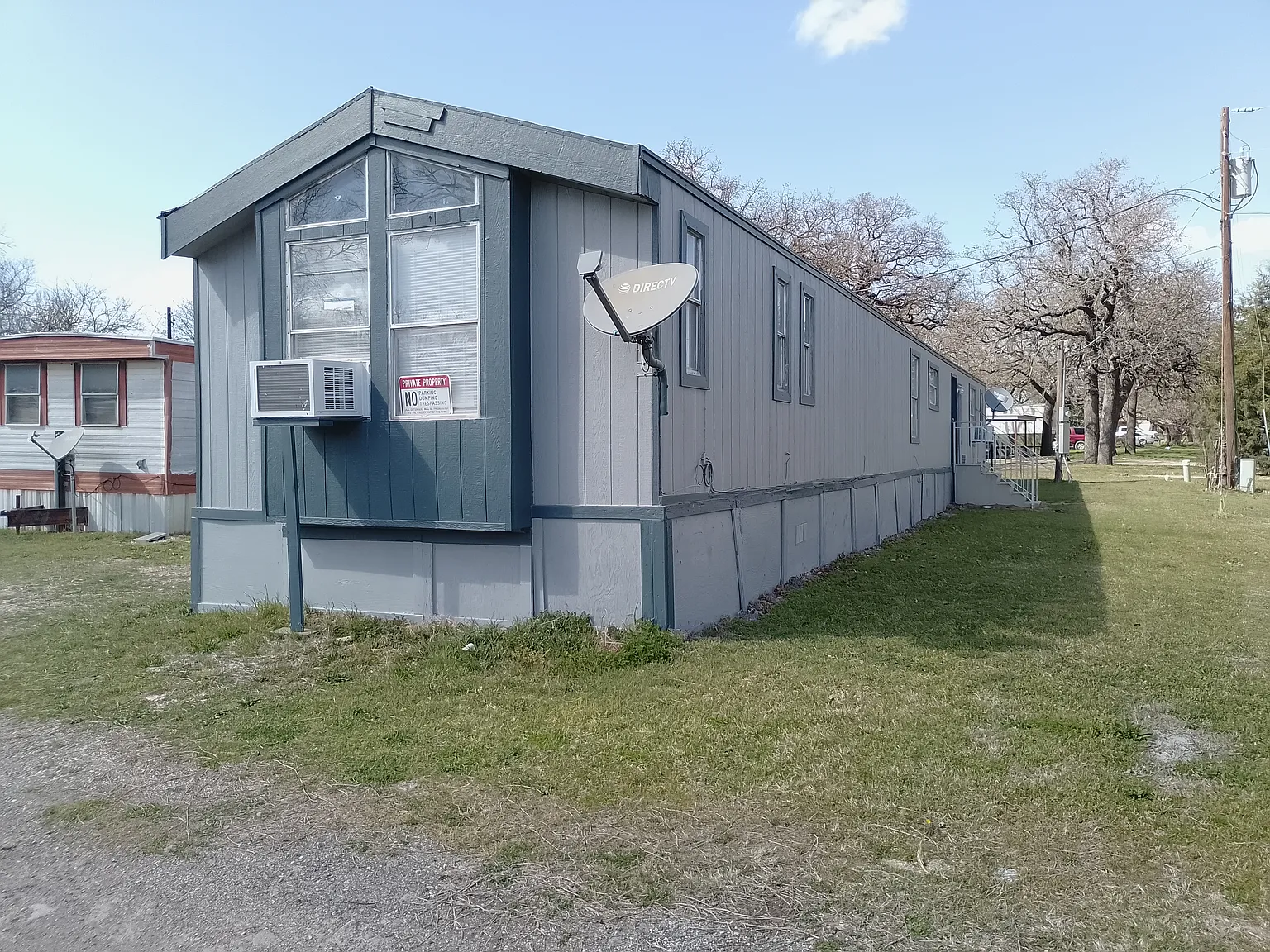 725 N Ash Ter — Photo 2