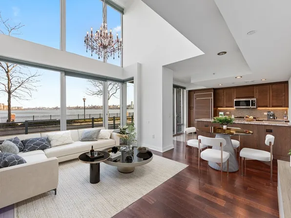 1000 Avenue At Port Imperial image 1 of 29