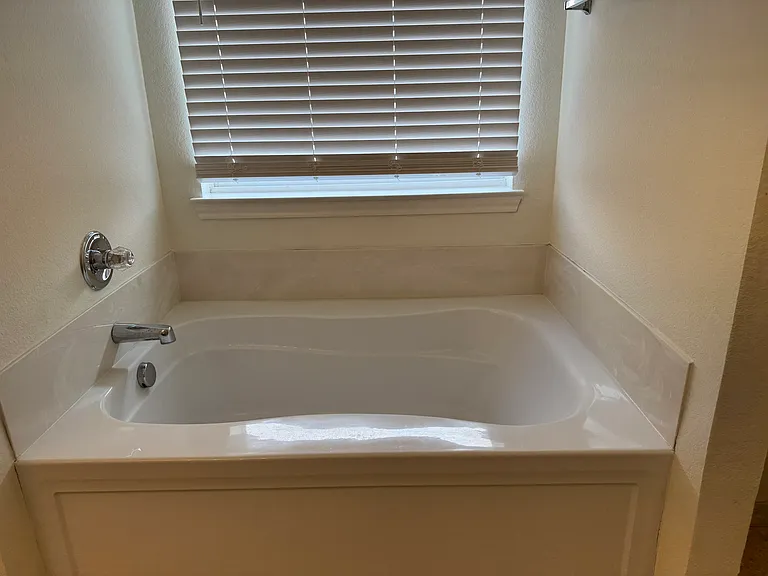 4512 Chris Dr — Photo 11