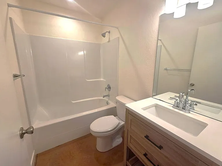 534 Putnam Ave #1 — Photo 7