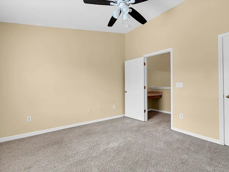 9624 Carlsdale Dr — Photo 15