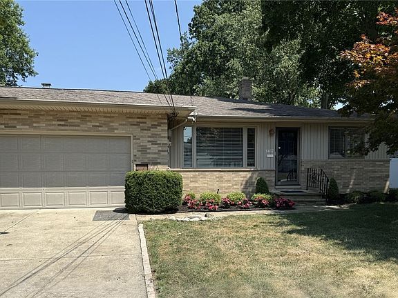 2nd image of 1465-1467 Allen Dr