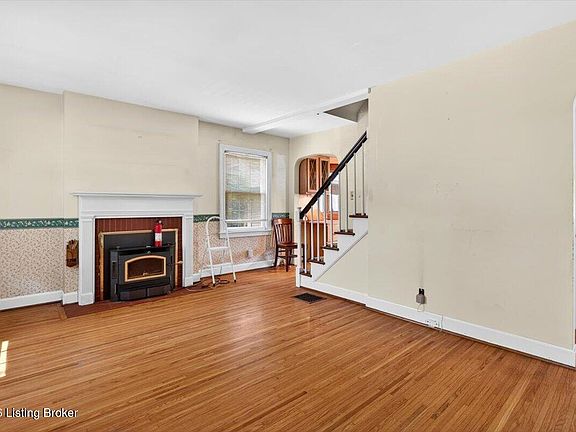2nd image of 1409 Audubon Pkwy