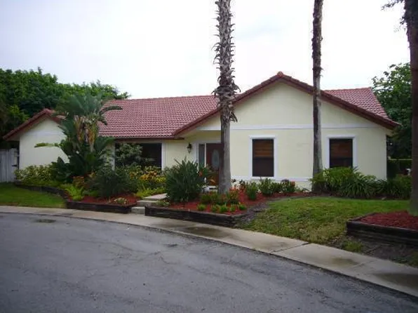 199 SW 15th Ct, Boca Raton, FL 33486