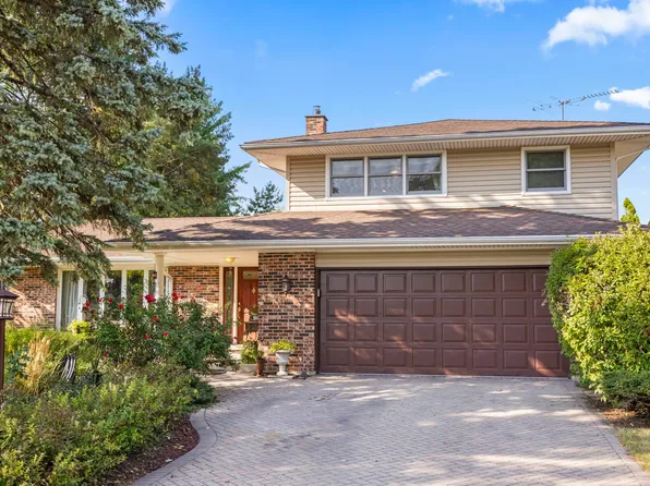 1712 E Maya Ln, Mount Prospect, IL 60056