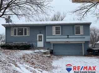 3333 S 127th St, Omaha, NE 68144