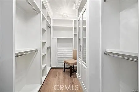 530 Drake Rd — Photo 11