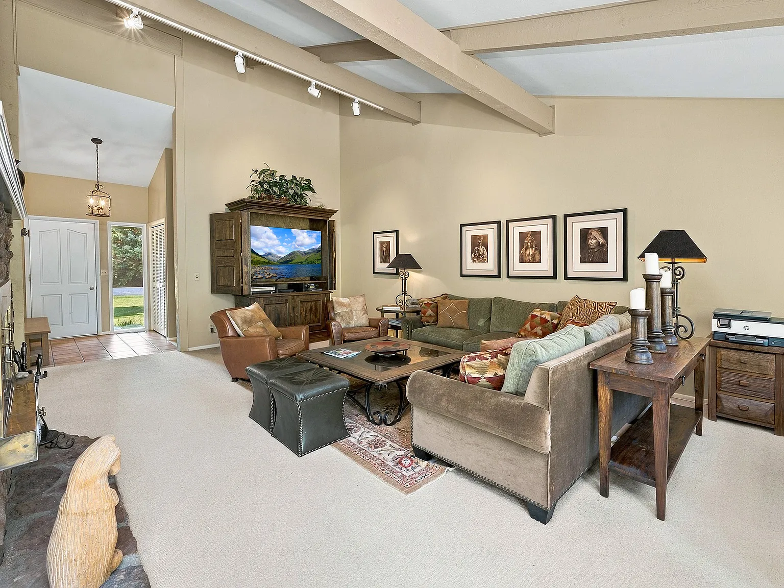 4 bed, 3.5 bath, 2462 sqft, $15,000 — Photo 3