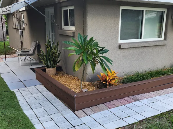 208 N Oakwood Ave #B, Brandon, FL 33510