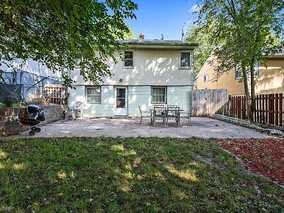 5th image of 1653 Woodbridge St