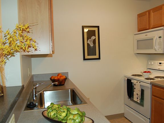 Queen Anne's Gate Apartments