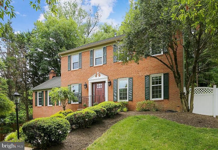 1st image of 1721 Chesterbrook Vale Ct