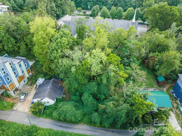 9999 Weaver St, Asheville, NC 28801