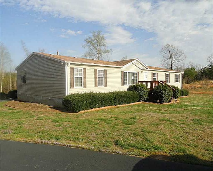 1st image of 320 Shenandoah Dr