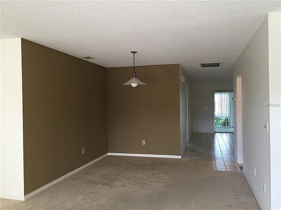 3rd image of 1812 Butterfly Pl