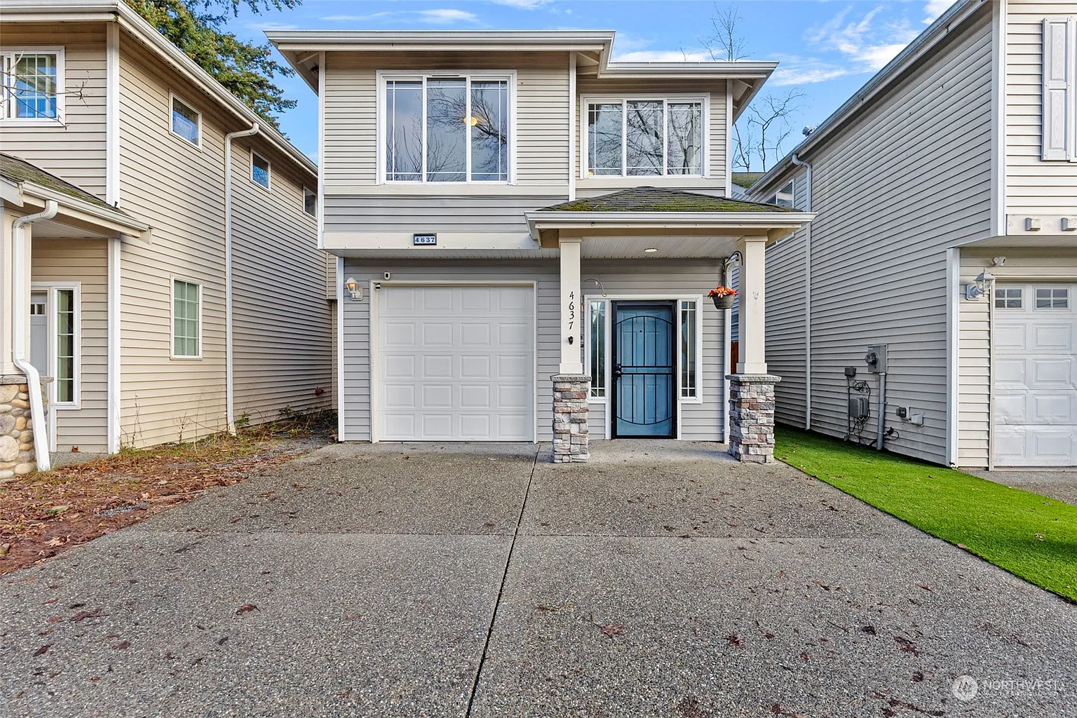 4637 100th Street NE photo 1