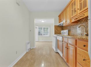 22-14 26th St #1, Astoria, NY 11105