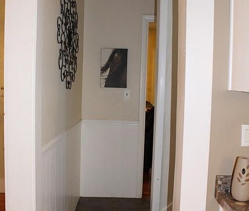 5th image of 526 N Park St