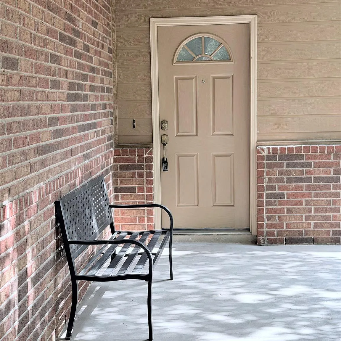 3 bed, 2.5 bath, 1738 sqft, $2,000 — Photo 4