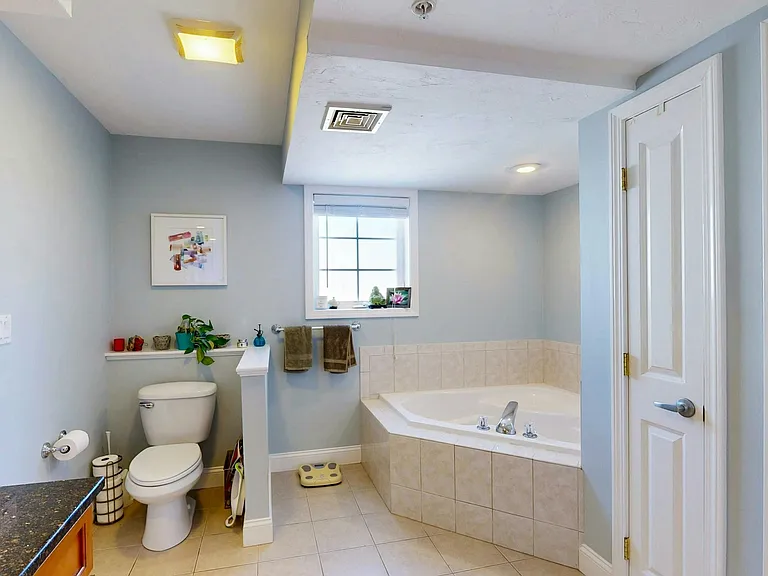 1 Hadley St #1 — Photo 9