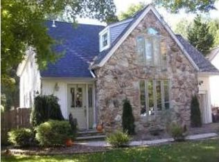 25 Old Stirling Rd, Warren, NJ 07059