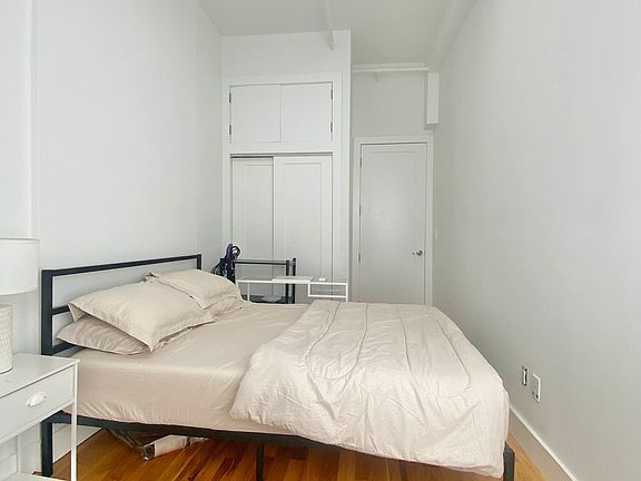 2nd image of 364 Macon St #2A