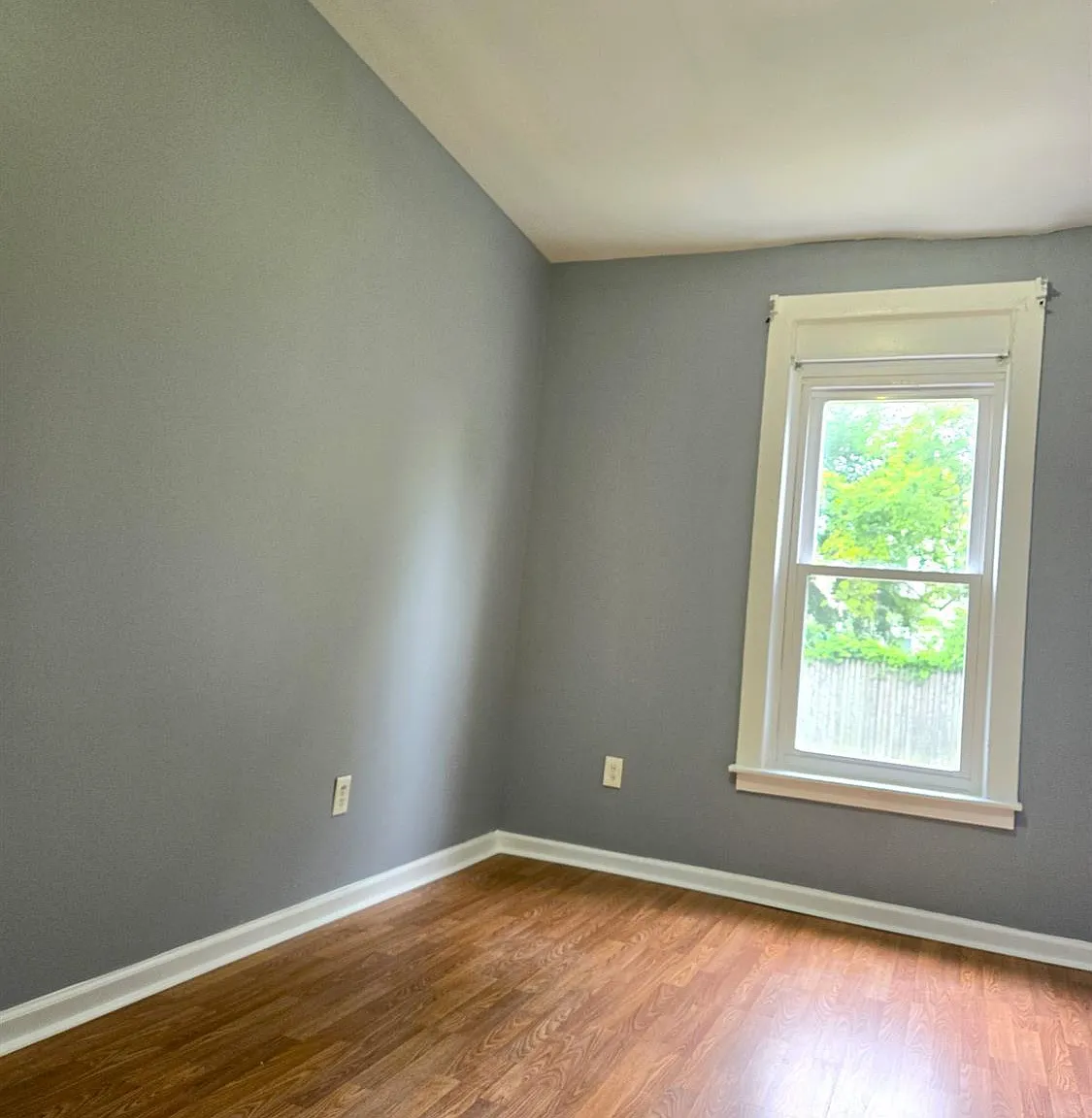 3 bed, 1.0 bath, 1763 sqft, $2,500 — Photo 3