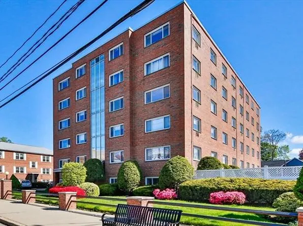 215 Massachusetts Ave APT 23, Arlington, MA 02474