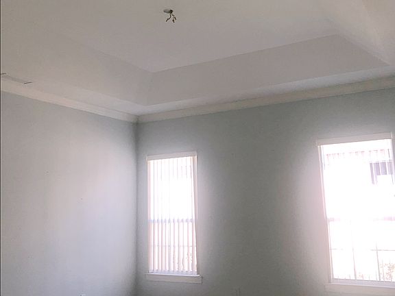 2nd image of 1538 Venice Ave