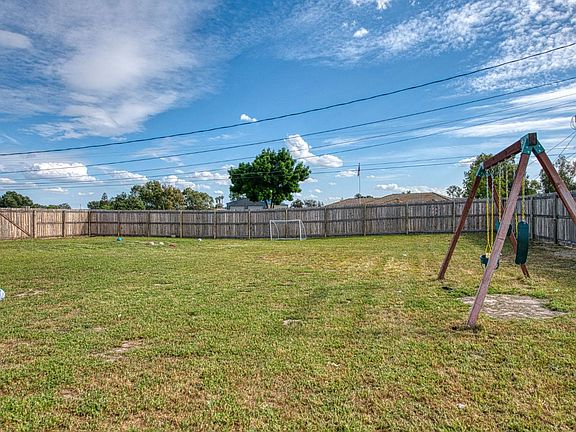 5th image of 36881 Verde Ave