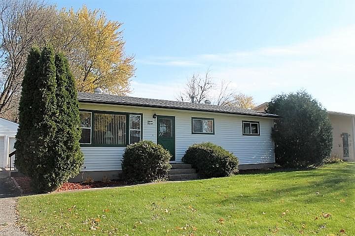 1st image of 1511 Viking Ave
