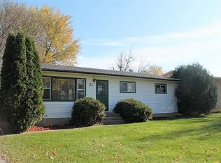 1511 Viking Ave, Holmen, WI 54636