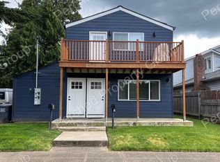 7136 N Amherst St, Portland, OR 97203